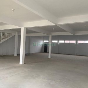 Pavilhão com 346m², no bairro Diamantino em Caxias do Sul para Alugar