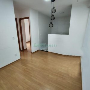 Apartamento com 52m², 2 dormitórios, 1 vaga, no bairro Desvio Rizzo em Caxias do Sul para Alugar