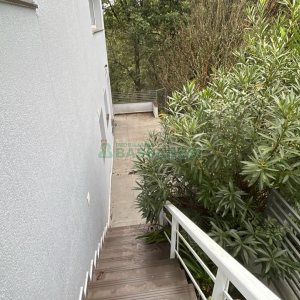 Casa com 400m², 2 dormitórios, 2 vagas, no bairro Ana Rech em Caxias do Sul para Alugar
