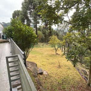 Casa com 400m², 2 dormitórios, 2 vagas, no bairro Ana Rech em Caxias do Sul para Alugar