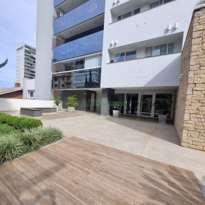 Apto Mobiliado com 165m², 3 dormitórios, 3 vagas, no bairro Panazzolo em Caxias do Sul para Alugar