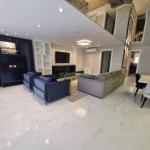 Apto Mobiliado com 165m², 3 dormitórios, 3 vagas, no bairro Panazzolo em Caxias do Sul para Alugar