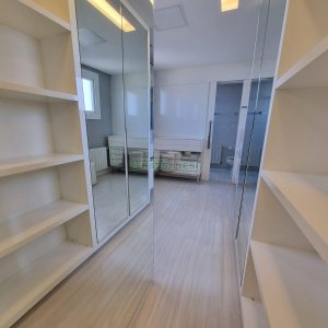 Apto Mobiliado com 165m², 3 dormitórios, 3 vagas, no bairro Panazzolo em Caxias do Sul para Alugar