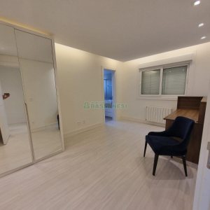 Apto Mobiliado com 165m², 3 dormitórios, 3 vagas, no bairro Panazzolo em Caxias do Sul para Alugar