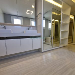 Apto Mobiliado com 165m², 3 dormitórios, 3 vagas, no bairro Panazzolo em Caxias do Sul para Alugar