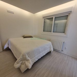Apto Mobiliado com 165m², 3 dormitórios, 3 vagas, no bairro Panazzolo em Caxias do Sul para Alugar