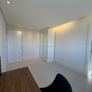 Apto Mobiliado com 165m², 3 dormitórios, 3 vagas, no bairro Panazzolo em Caxias do Sul para Alugar