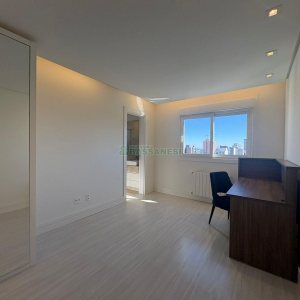 Apto Mobiliado com 165m², 3 dormitórios, 3 vagas, no bairro Panazzolo em Caxias do Sul para Alugar
