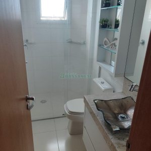 Apto Mobiliado com 110m², 2 dormitórios, 2 vagas, no bairro Lourdes em Caxias do Sul para Alugar