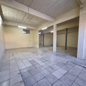 Pavilhão com 200m², 1 vaga, no bairro Cristo Redentor em Caxias do Sul para Alugar