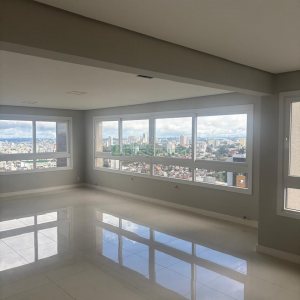 Apartamento com 264m², 3 dormitórios, 2 vagas, no bairro Lourdes em Caxias do Sul para Alugar