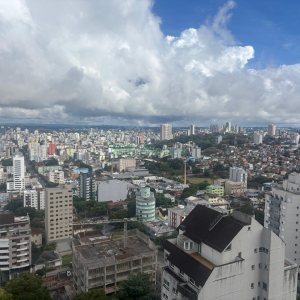 Apartamento com 264m², 3 dormitórios, 2 vagas, no bairro Lourdes em Caxias do Sul para Alugar