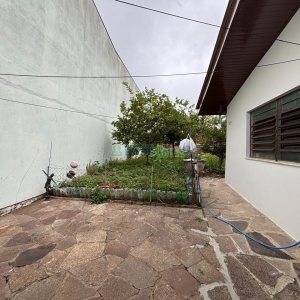 Casa com 190m², 3 dormitórios, 3 vagas, no bairro Rio Branco em Caxias do Sul para Alugar