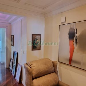 Apartamento com 269m², 3 dormitórios, 3 vagas, no bairro Exposição em Caxias do Sul para Comprar