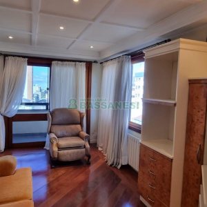 Apartamento com 269m², 3 dormitórios, 3 vagas, no bairro Exposição em Caxias do Sul para Comprar