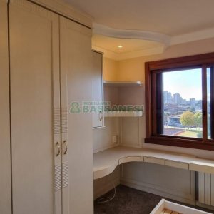 Apartamento com 269m², 3 dormitórios, 3 vagas, no bairro Exposição em Caxias do Sul para Comprar
