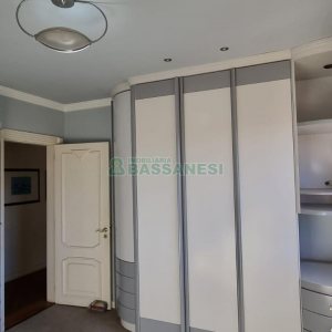 Apartamento com 269m², 3 dormitórios, 3 vagas, no bairro Exposição em Caxias do Sul para Comprar