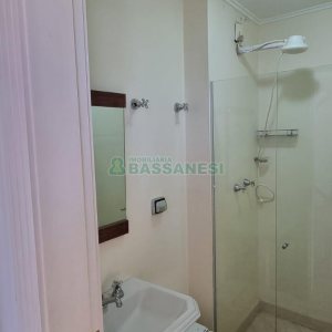 Apartamento com 269m², 3 dormitórios, 3 vagas, no bairro Exposição em Caxias do Sul para Comprar