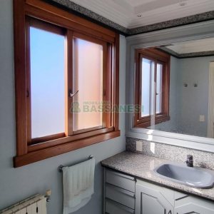 Apartamento com 269m², 3 dormitórios, 3 vagas, no bairro Exposição em Caxias do Sul para Comprar