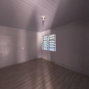 Casa com 50m², 2 dormitórios, no bairro Panazzolo em Caxias do Sul para Alugar