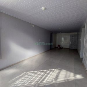 Casa com 50m², 2 dormitórios, no bairro Panazzolo em Caxias do Sul para Alugar