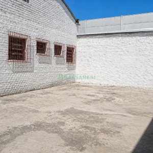 Pavilhão com 308m², no bairro Santa Catarina em Caxias do Sul para Alugar