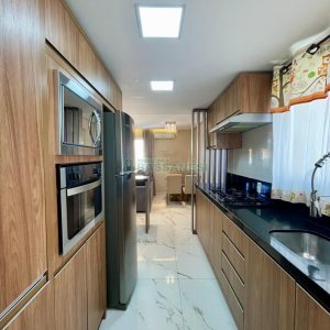 Apto Mobiliado com 72m², 2 dormitórios, 2 vagas, no bairro Universitário em Caxias do Sul para Alugar