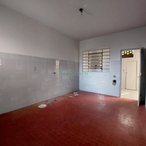 Casa com 80m², 3 dormitórios, no bairro São José em Caxias do Sul para Alugar