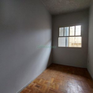 Casa com 80m², 3 dormitórios, no bairro São José em Caxias do Sul para Alugar