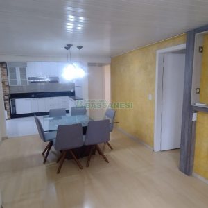 Casa com 268m², 3 dormitórios, 2 vagas, no bairro Esplanada em Caxias do Sul para Comprar