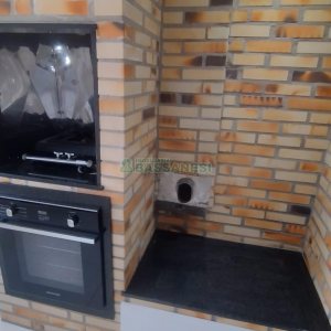 Casa com 268m², 3 dormitórios, 2 vagas, no bairro Esplanada em Caxias do Sul para Comprar