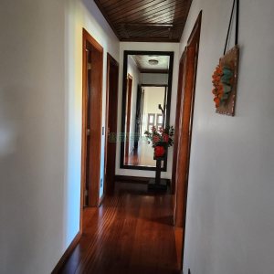 Casa com 264m², 3 dormitórios, 4 vagas, no bairro Bela Vista em Caxias do Sul para Comprar