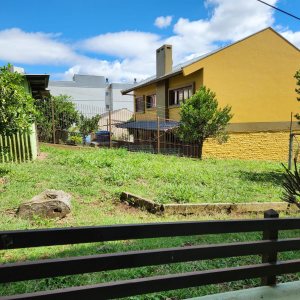 Casa com 264m², 3 dormitórios, 4 vagas, no bairro Bela Vista em Caxias do Sul para Comprar