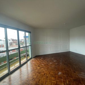 Apartamento com 90m², 3 dormitórios, 1 vaga, no bairro Pio X em Caxias do Sul para Alugar