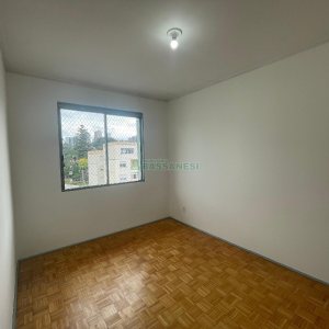 Apartamento com 90m², 3 dormitórios, 1 vaga, no bairro Pio X em Caxias do Sul para Alugar