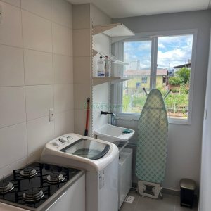 Apartamento com 55m², 2 dormitórios, 1 vaga, no bairro Panazzolo em Caxias do Sul para Comprar