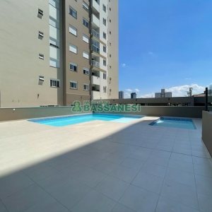 Apartamento com 55m², 2 dormitórios, 1 vaga, no bairro Panazzolo em Caxias do Sul para Comprar