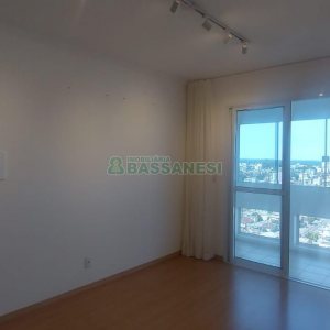 Apartamento com 44m², 1 dormitório, 1 vaga, no bairro Petrópolis em Caxias do Sul para Alugar