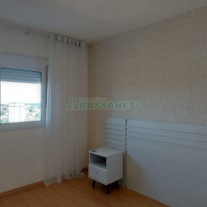 Apartamento com 44m², 1 dormitório, 1 vaga, no bairro Petrópolis em Caxias do Sul para Alugar