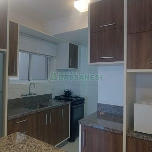 Apartamento com 44m², 1 dormitório, 1 vaga, no bairro Petrópolis em Caxias do Sul para Alugar