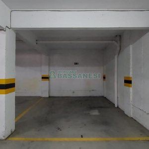 Apartamento com 44m², 1 dormitório, 1 vaga, no bairro Petrópolis em Caxias do Sul para Alugar