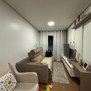 Apartamento com 70m², 2 dormitórios, 1 vaga, no bairro Kayser em Caxias do Sul para Alugar