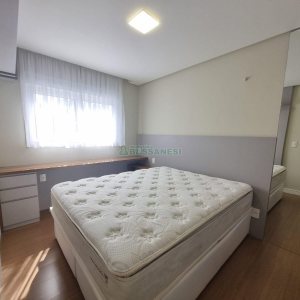 Apto Mobiliado, 1 dormitório, no bairro Lourdes em Caxias do Sul para Alugar