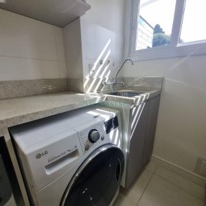 Apto Mobiliado, 1 dormitório, no bairro Lourdes em Caxias do Sul para Alugar