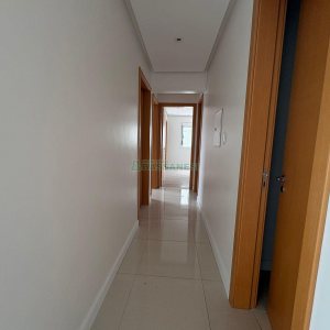 Apartamento com 165m², 3 dormitórios, 2 vagas, no bairro Universitário em Caxias do Sul para Alugar