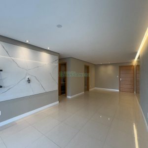 Apartamento com 165m², 3 dormitórios, 2 vagas, no bairro Universitário em Caxias do Sul para Alugar