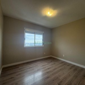 Apartamento com 165m², 3 dormitórios, 2 vagas, no bairro Universitário em Caxias do Sul para Alugar