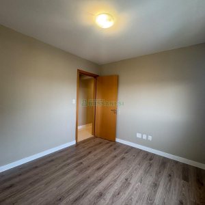 Apartamento com 165m², 3 dormitórios, 2 vagas, no bairro Universitário em Caxias do Sul para Alugar