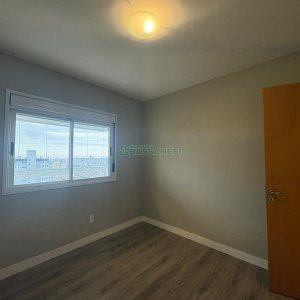 Apartamento com 165m², 3 dormitórios, 2 vagas, no bairro Universitário em Caxias do Sul para Alugar