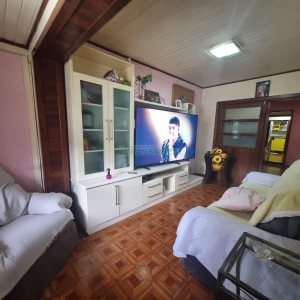 Casa com 200m², 4 dormitórios, 3 vagas, no bairro Colina Sorriso em Caxias do Sul para Alugar